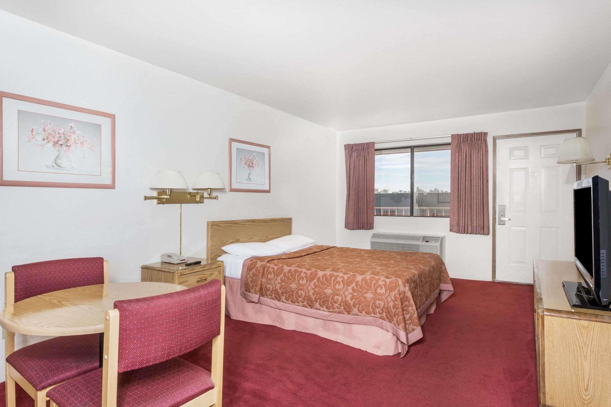 Super 8 By Wyndham Phoenix Metro North Eksteriør bilde